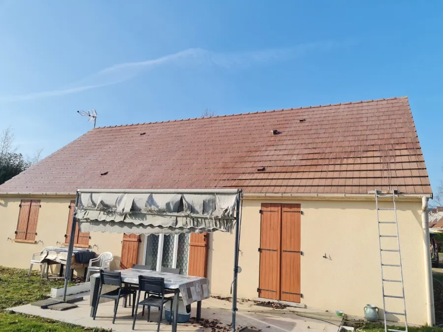 Réalisation de rénovation de façade et peinture à Caen